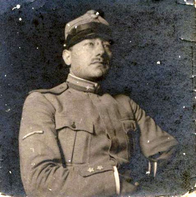 L'ufficiale Ferruccio de Mitri durante la Grande Guerra ( congedato col grado di Maggiore )