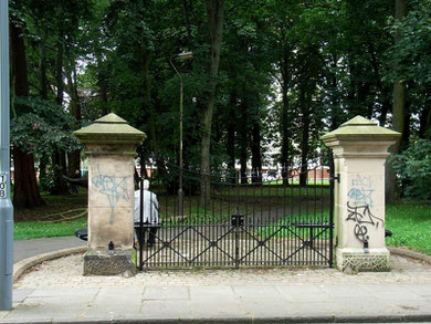 The gateposts of Fox Hollies Hall, Fox Hollies Road