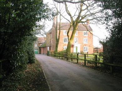 Fox Hollies Farm photographed by Rowland Turner on Geograph SP1494 reusable under Creative Commons licence