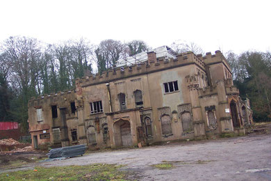 Great Barr Hall 2002. Photograph downloaded from flikr © Copyright derv1980. 'All Rights Reserved'. The photograph is used here with kind permission of Dave Handley. See Acknowledgements for a direct link to flikr.