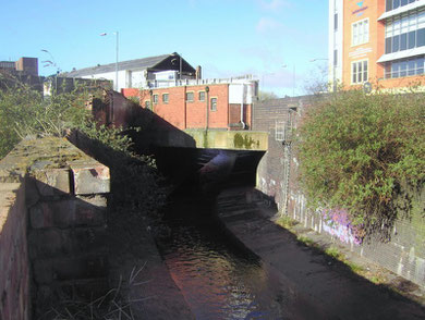 The River Rea bridge. The river is flowing towards the photographer; Deritend is to the left of the picture, Digbeth to the right.