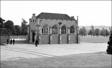 King Edward's School for Boys - chapel 1952. Photograph 'All Rights Reserved' courtesy of Robert Darlaston - see Acknowledgements.