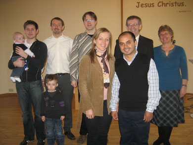 Vorn von links: Melanie und Hector Duarte. Dahinter von links Daniel Nehlich, Danile Janzen junior, Jens Christoph, Daniel Janzen und Maria Janzen