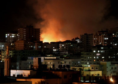 Israelsk luftbombardement i Tel al Hawa-kvarteret i Gaza by, onsdag aften den 14. november 2012