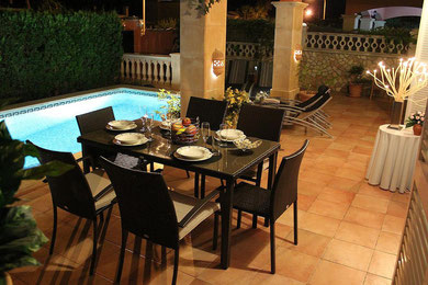 Ferienhaus in Bahia Grande, Mallorca, Villa Hibiscus, Pool am Abend