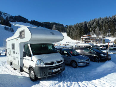 Parkplatz Rohnenlifte in Zöblen, Österreich