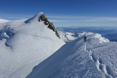 Spaghettitouren, Spaghetti-Viertausender, Skihochtouren, Monterosa, Ludwigshöhe, Parrotspitze, Signalkuppe, Zumsteinspitze, mit Ski, Parrotspitze, Signalkuppe, Margheritahütte, Punta Gnifetti, Capanna Regina Margherita