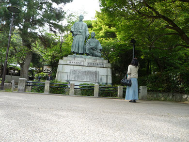 京都 円山公園にて