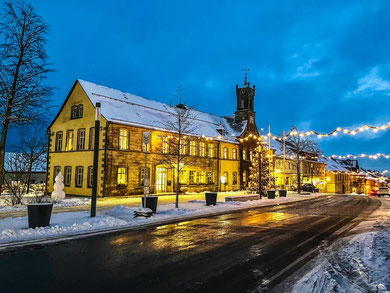 Das Rathaus Teuschnitz im Winter 2020.