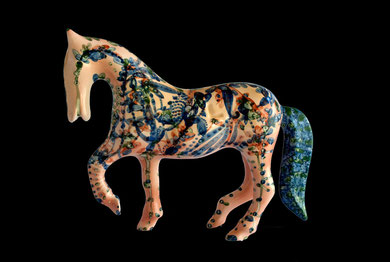 Horse Lipicanec 5 30 cm x 37 cm x 13 cm porcelain,terzo fuoco.2012