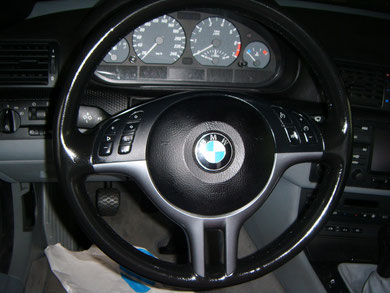 BMW Leder Lenkrad Einfärbung (Nachher)