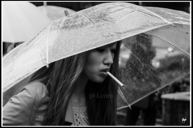"SMOKING IN THE RAIN" (JAPAN 2016)