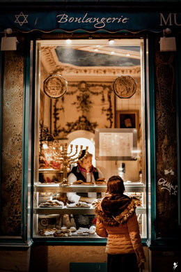 "WINDOW SHOPPING/ LECHE VITRINE" (FRANCE 2018)
