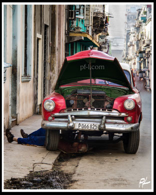 "DOMINATRIX CAR" (CUBA 2017)