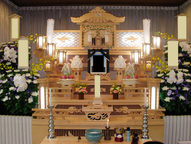 白木祭壇