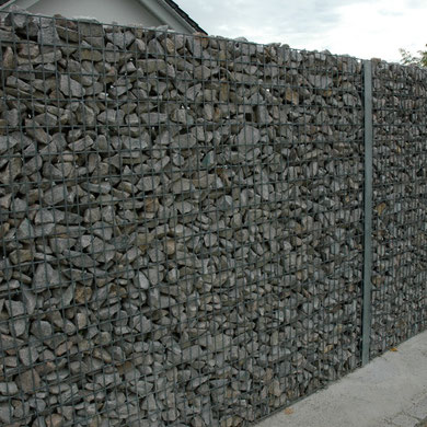 Sichtschutzwand mit Steinkörben, Eberhard Gartenbau AG 