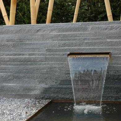 Eberhard Gartenbau AG Kloten Tessiner Verblendmauerwerk, Gneis
