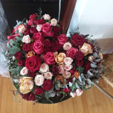 gemischtes Rosenblumenherz| ca. 50-60cm Durchmesser| (380 - 400)