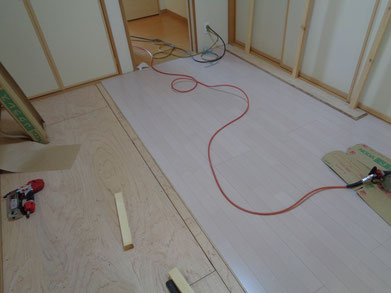 上手い事継手がずれていますね