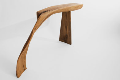 C1034 · Oak, European Walnut, Desk, console, sculpture, woodworking, interiordesign, woodsculptures, art, woodart, wooddesign, decorativewood, originalartwork, modernwoodsculpture, joergpietschmann, oldwood,organicwood, interiordesign,stand