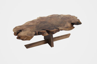 arttable,table,coffeetable,homedecoration,woodtable,sculpture,woodworking,interiordesign,woodsculpture,art,woodart,wooddesign,decorativewood,originalartwork,modernwoodsculpture,joergpietschmann,oldwood