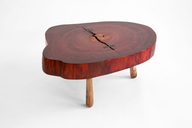 arttable,table,coffeetable,homedecoration,woodtable,sculpture,woodworking,interiordesign,woodsculpture,art,woodart,wooddesign,decorativewood,originalartwork,modernwoodsculpture,joergpietschmann,oldwood