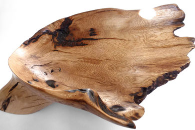 wall shelf · Jörg Pietschmann · V1073 · Oak,wallart,walldecoration,wallshelf,woodworking,interiordesign,woodsculptures,art,woodart,wooddesign,decorativewood,walldecoration,wallsculpture,originalartwork,modernwoodsculpture,joergpietschmann,oldwood