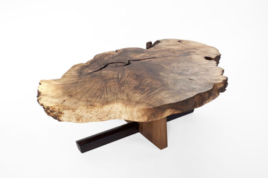 arttable,table,coffeetable,homedecoration,woodtable,sculpture,woodworking,interiordesign,woodsculpture,art,woodart,wooddesign,decorativewood,originalartwork,modernwoodsculpture,joergpietschmann,oldwood