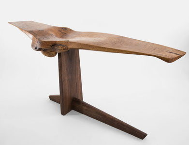 C1014 · Oak, American Black Walnut, Desk, console, sculpture, woodworking, interiordesign, woodsculptures, art, woodart, wooddesign, decorativewood, originalartwork, modernwoodsculpture, joergpietschmann, oldwood,organicwood, interiordesign,stand