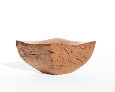 V21084 · Oak #woodworking #bowl #interiordesign #woodsculptures #art #woodart #wooddesign #decora#bowl#coffeetable#woodworking#interiordesign#woodsculptures#art#woodart#wooddesign#decorativewood#originalartwork#modernwoodsculpture#joergpietschmann#oldwood