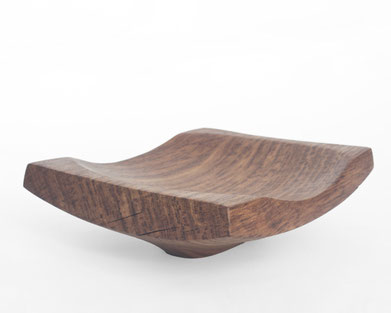 V21014 · Oak #bowl #woodworking #interiordesign #woodsculptures #art #woodart #wooddesign #decora#bowl#coffeetable#woodworking#interiordesign#woodsculptures#art#woodart#wooddesign#decorativewood#originalartwork#modernwoodsculpture#joergpietschmann#oldwood