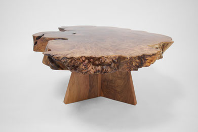 arttable,table,coffeetable,homedecoration,woodtable,sculpture,woodworking,interiordesign,woodsculpture,art,woodart,wooddesign,decorativewood,originalartwork,modernwoodsculpture,joergpietschmann,oldwood