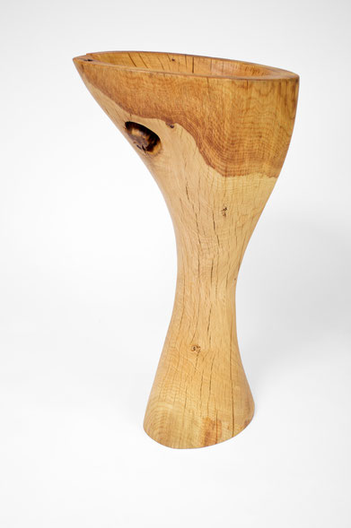 V1245 · Oak#vessel#bowl#coffeetable#woodworking#interiordesign#woodsculptures#art#woodart#wooddesign#decorativewood#originalartwork#modernwoodsculpture#joergpietschmann#oldwood