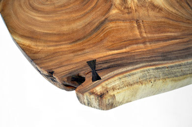 arttable,table,coffeetable,homedecoration,woodtable,sculpture,woodworking,interiordesign,woodsculpture,art,woodart,wooddesign,decorativewood,originalartwork,modernwoodsculpture,joergpietschmann,oldwood
