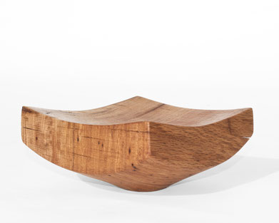 V21374 · Oak #bowl #woodworking #interiordesign #woodsculptures #art #woodart #wooddesign #decorativewood #originalartwork #modernwoodsculpture #joergpietschmann #oldwood #functionalsculpture #woodcreations #uniquedesign #organicfurniture #organicartwork 
