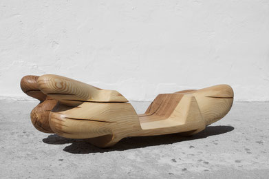 V1558 · Ash#woodsculpture#stool#console#sculpture#originalart#woodworking#interiordesign#woodsculptures#art#woodart#wooddesign#decoration#decorativewood#originalartwork#modernwoodsculpture#joergpietschmann#oldwood