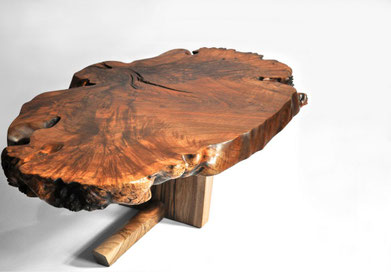 arttable,table,coffeetable,homedecoration,woodtable,sculpture,woodworking,interiordesign,woodsculpture,art,woodart,wooddesign,decorativewood,originalartwork,modernwoodsculpture,joergpietschmann,oldwood
