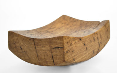 Jörg Pietschmann_Vessel · V21604 · Oak #vessel #bowl #woodworking #interiordesign #woodsculptures #art #woodart #wooddesign #decorativewood #originalartwork #modernwoodsculpture #joergpietschmann #oldwood