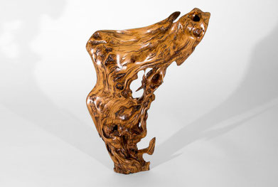 Sculpture · S0058 · Olive Root#woodsculpture#stool#console#sculpture#originalart#woodworking#interiordesign#woodsculptures#art#woodart#wooddesign#decoration#decorativewood#originalartwork#modernwoodsculpture#joergpietschmann#oldwood