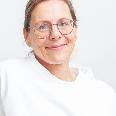 Ursula Naggies-Dinstl, Psychotherapeutin Existenzanalyse