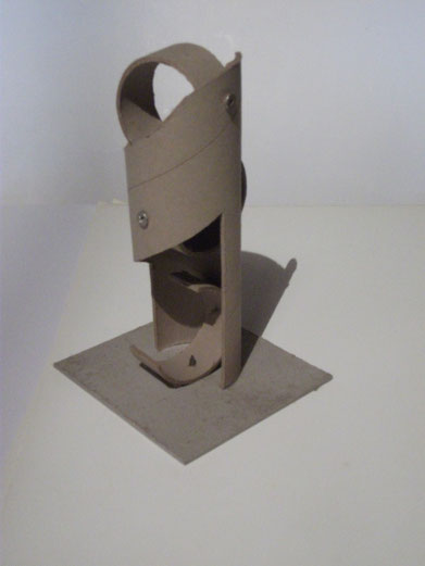 1989 sculpture abstraite en carton N° 9