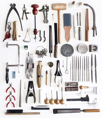 stage fabriquer son alliance, cours faire ses alliances en argent ou en or, ateliers alliances, apprendre la bijouterie, cours, work-shop, atelier, cours particuliers, Nelly Chemin, bijoux contemporains, Haute-savoie       