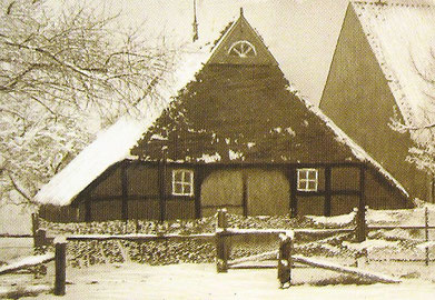 Für den Anbau, in dem u.a. das Studio untergebracht ist, wir das alte Bauernhaus abgerissen Foto: Eickhorst 