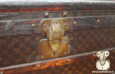 This  mail trunk  was brought to us from Miami by airliner old Louis Vuitton 