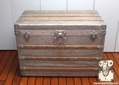 malle Louis Vuitton rare et incroyable commande spéciale