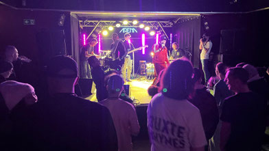 Die Arena im Freizeithaus ist in Buxtehude und Umgebung die einzige Möglichkeit für Musik-Nachwuchsgruppen, vor Publikum aufzutreten. Foto: Anping Richter