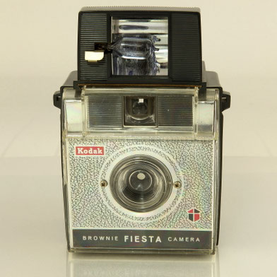 KODAK Brownie Fiesta Camera © engel-art.ch