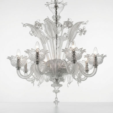 lampadario Liszt in vetro di Murano lavorato a mano stile classico veneziano con bracci eleganti e dettagli decorativi per salone raffinato made in Italy