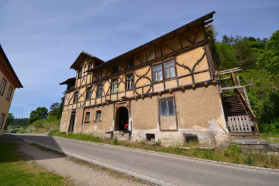 Die Denkmalschutz Immobilie Makler historischer Häuser Ecktal Schönes Wohnhaus