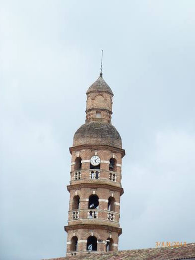 Le campanile de l'ancien collège des jésuites